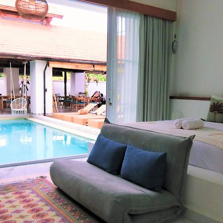 Keramas Moonlight Villa Bagian luar foto