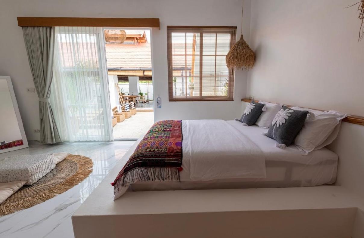 Keramas Moonlight Villa Bagian luar foto