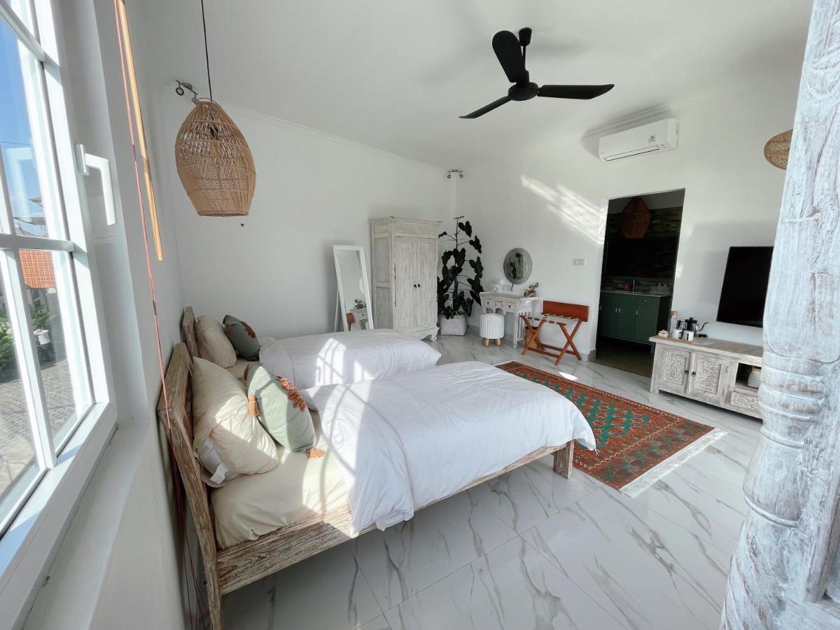 Keramas Moonlight Villa Bagian luar foto